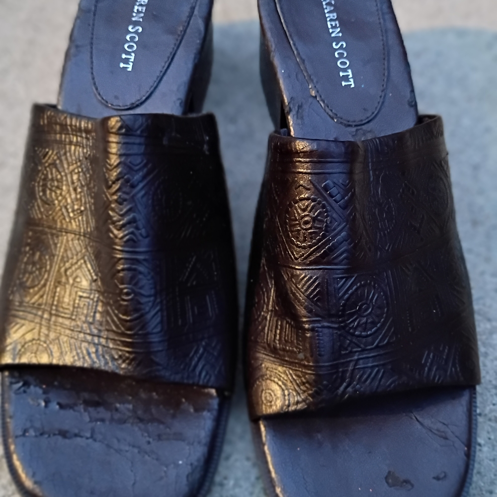 Karen Scott Black Mules Sleek Comfortable Design